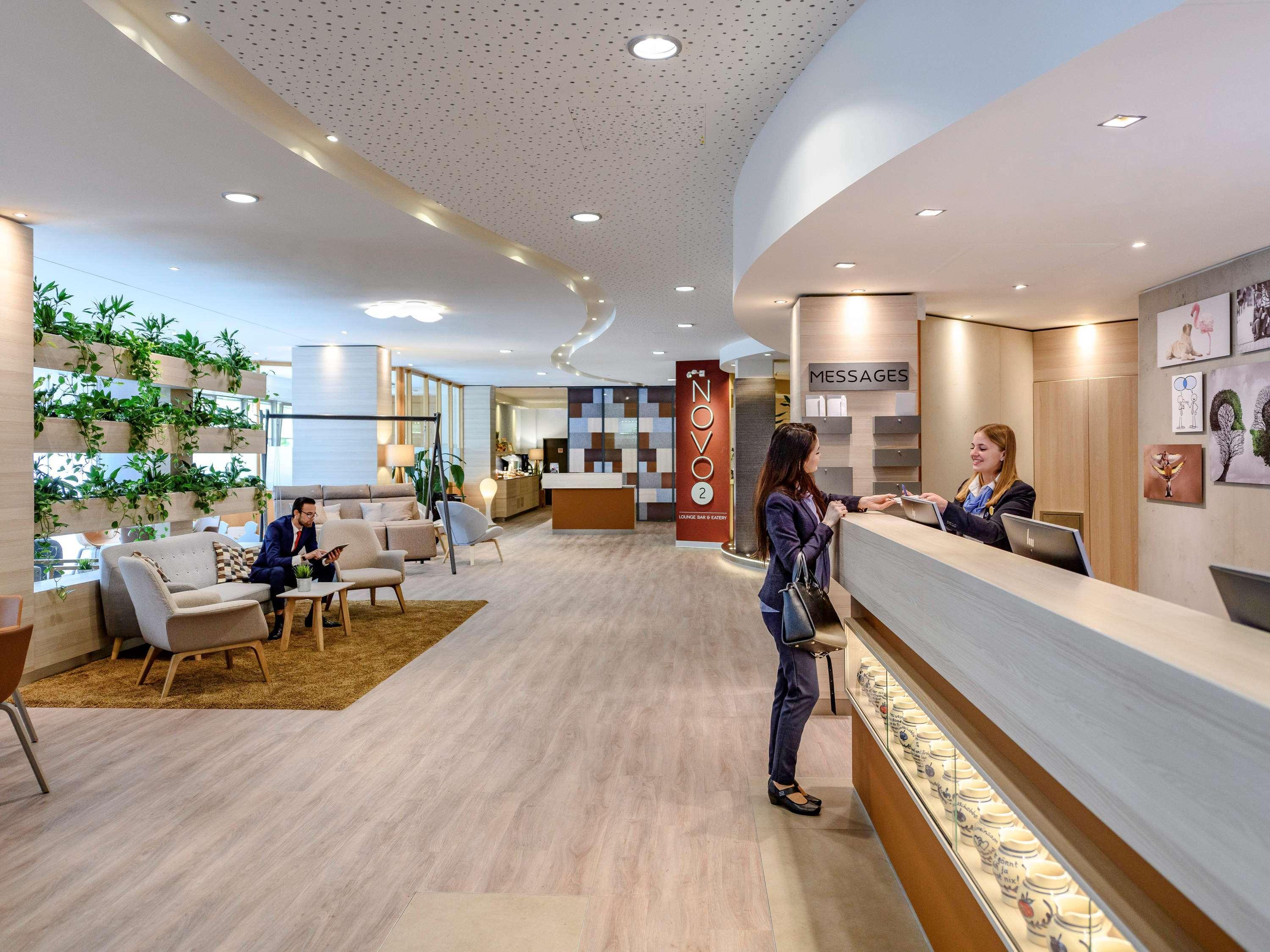 Novotel Frankfurt 4*